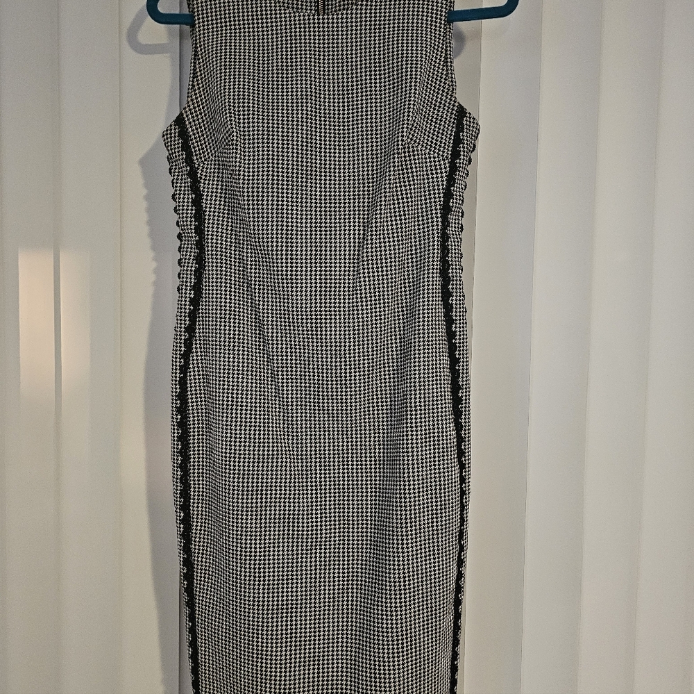 Elegant Black and White Houndstooth Dress